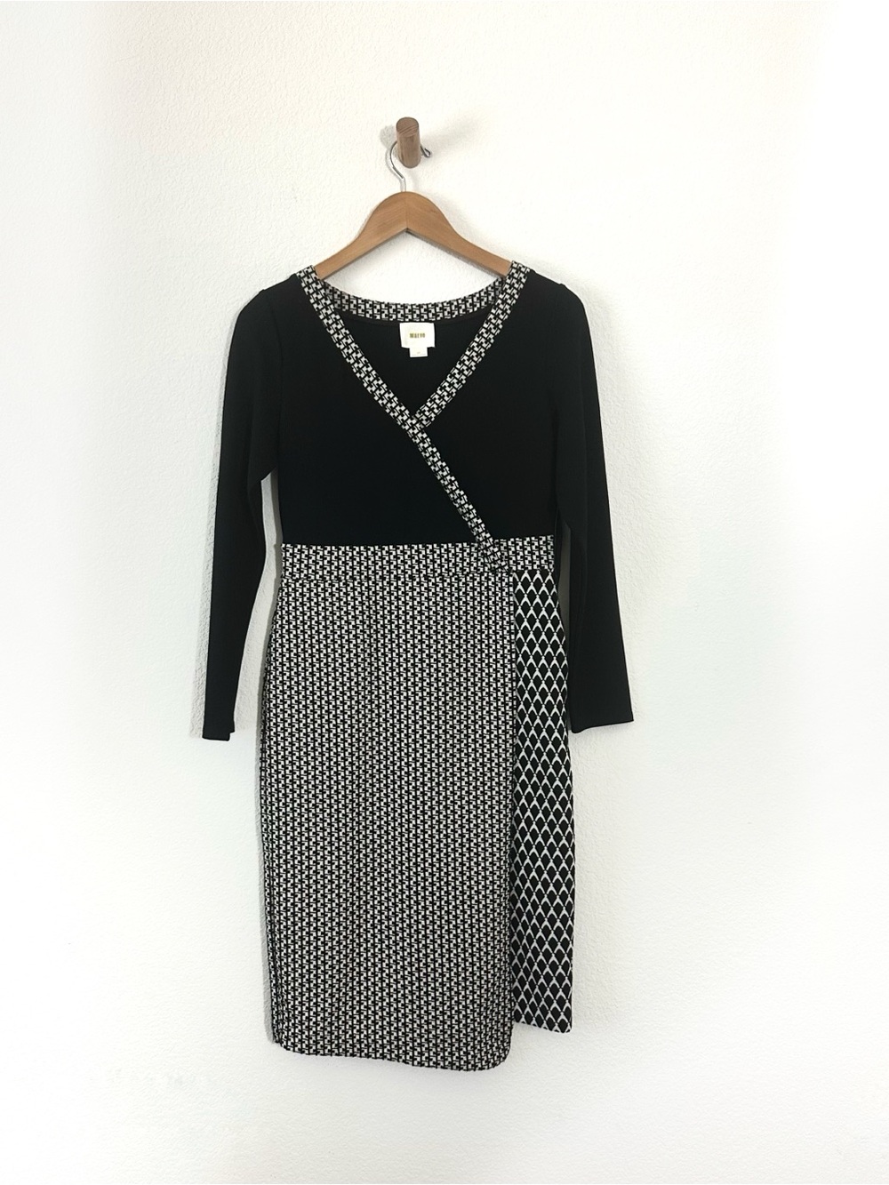 Maeve Black and White Houndstooth Long-Sleeve Sheath Dress Anthropologie